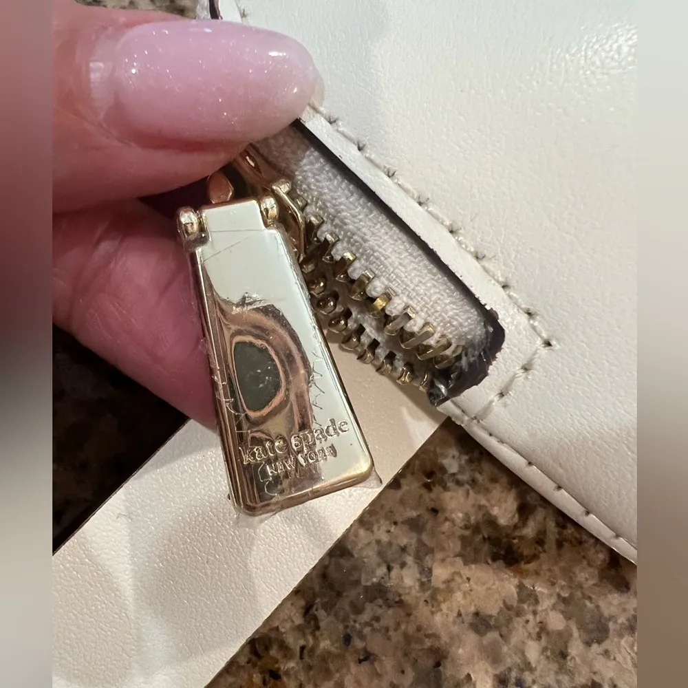 Kate Spade New York saffiano leather zip top belt bag Size L/XL NWT - Image 6