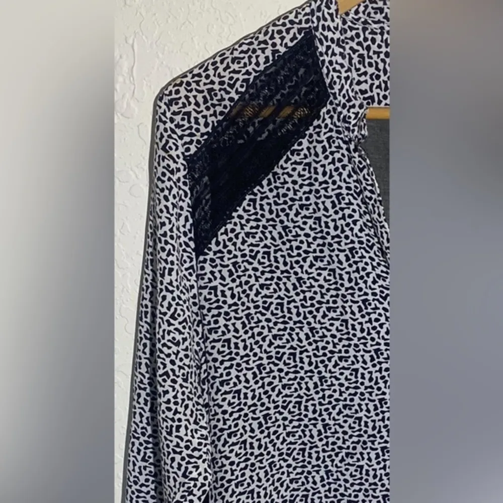 SANDRO Paris 100% Polyester Black & White Printed Long‎ Sleeve Blouse - Image 7