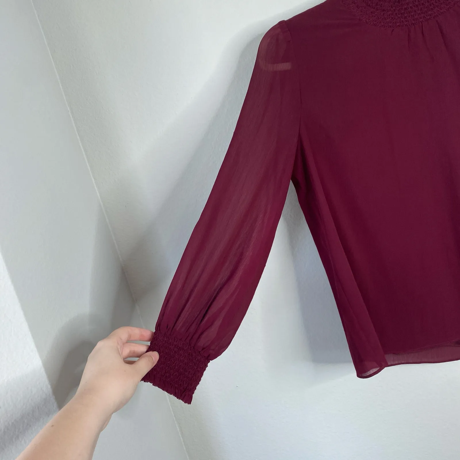 J. CREW Crinkle Chiffon Smocked Top Wine Red Long Sleeve Blouse Autumn Size XS - Image 3