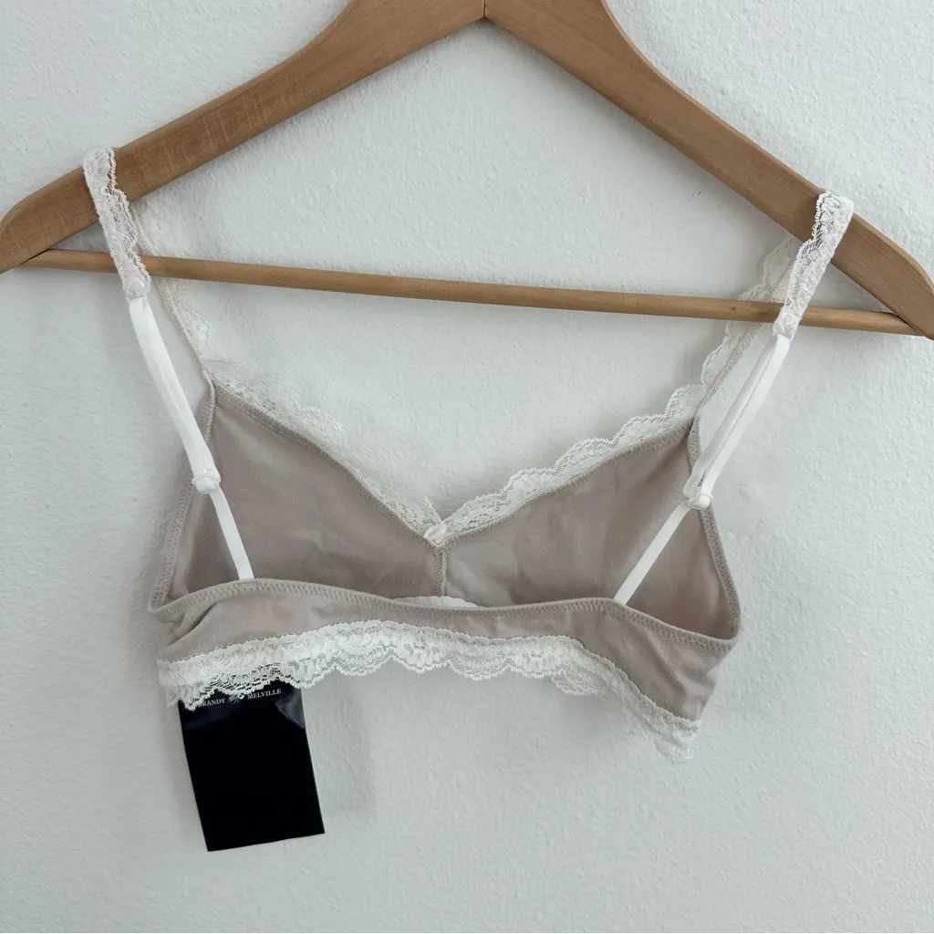 Brandy Melville Cream and white lace bra - Image 4