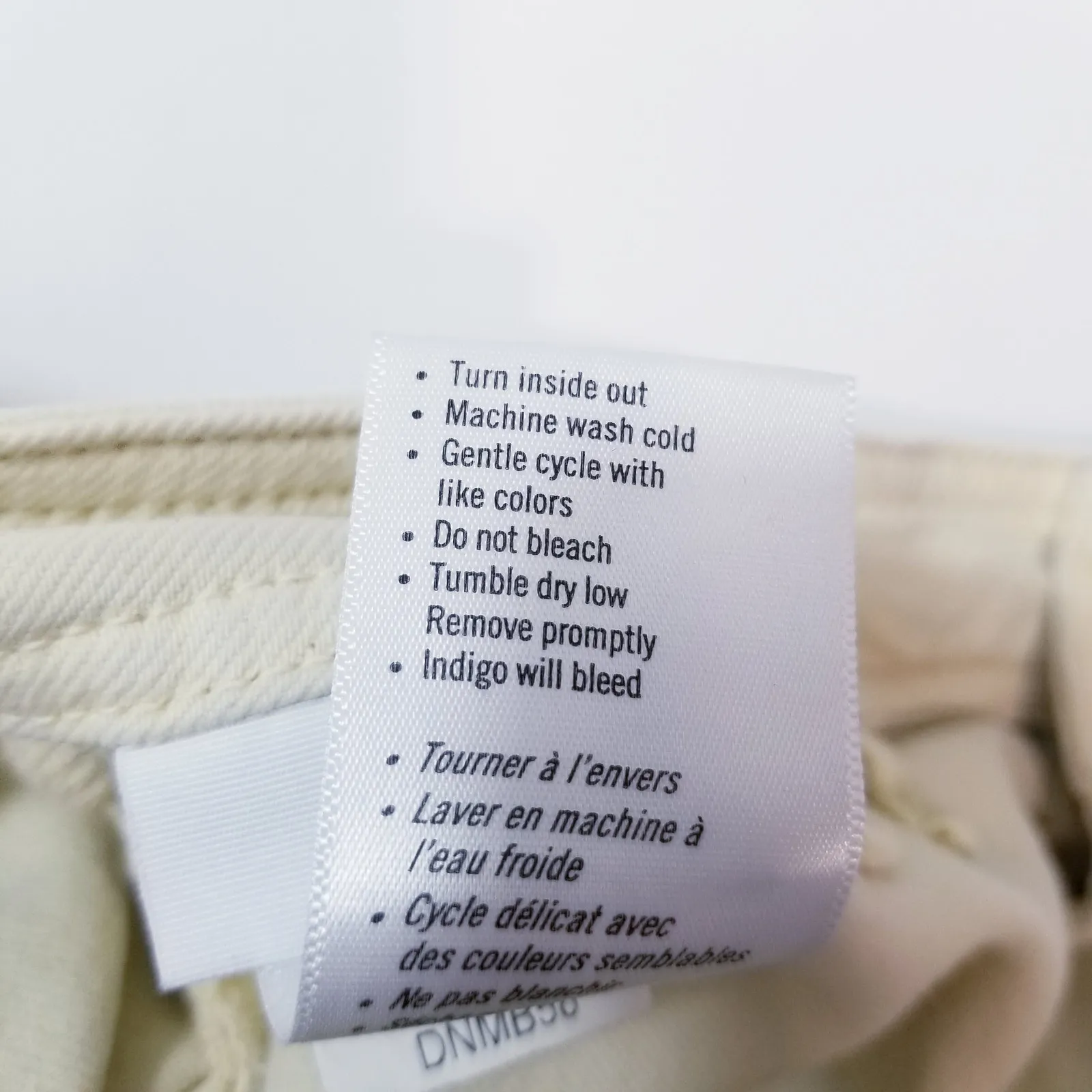 Paige Nellie in Surfboard Yellow High Waisted Crop Wide Leg Jeans - Image 11