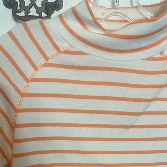 Y2K‎ Tommy Hilfiger Mock Neck Tee - Image 10