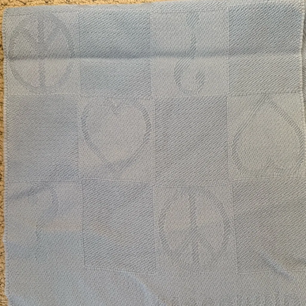 Moschino Peace Love Wool Scarf Light Gray - Image 4