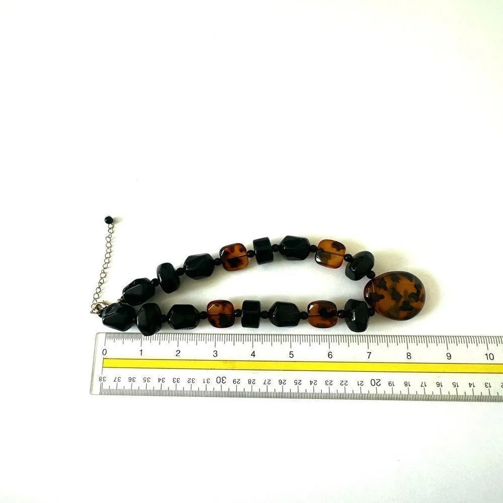 resin tortoise and black statement necklace Brown - Image 7