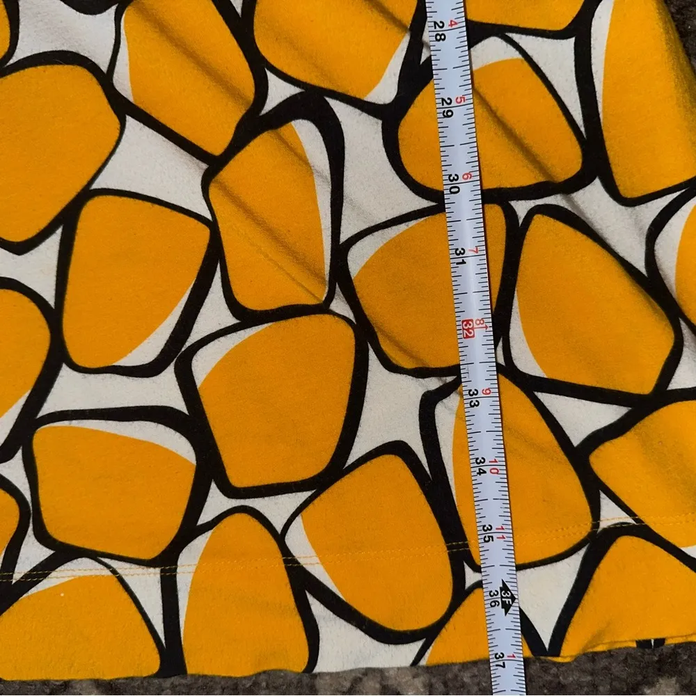 Diane Von Furstenberg DVF Women’s Sz 6 Yellow White Black Block Print Knit Dress - Image 7