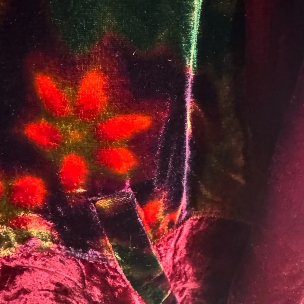 Coldwater Creek Women's Velvet Bomber Jacket - Red and Green - Image 3