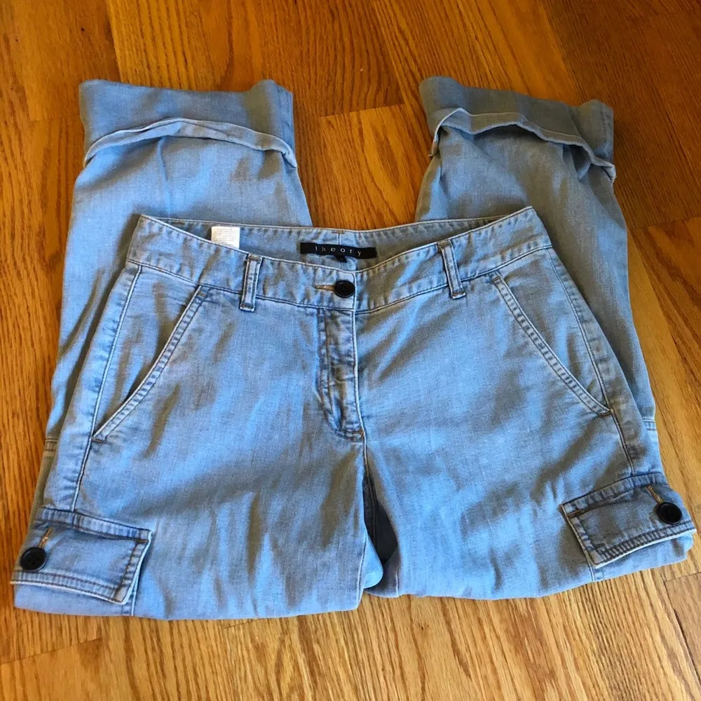 Theory cropped cargo jeans size 0 - Image 4