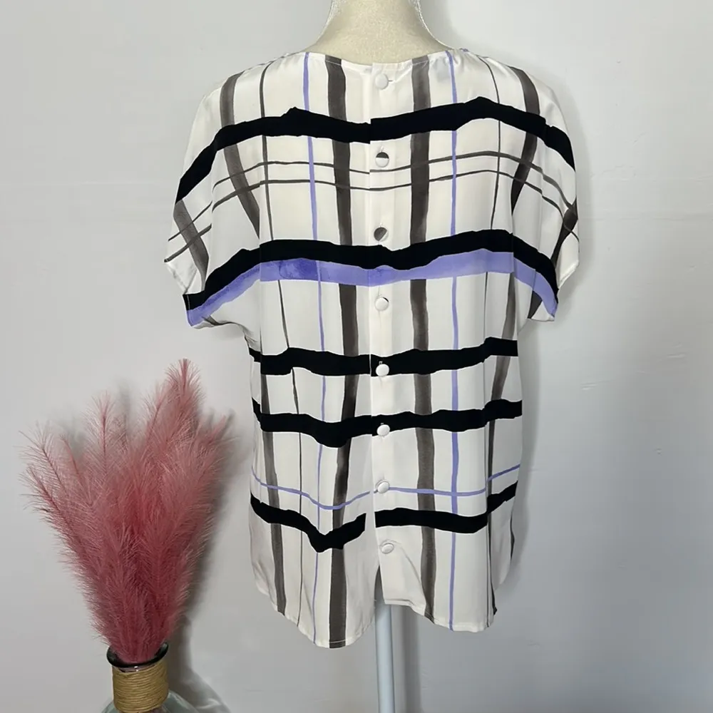 Carlisle • 100% silk plaid windowpane button back blouse - Image 56