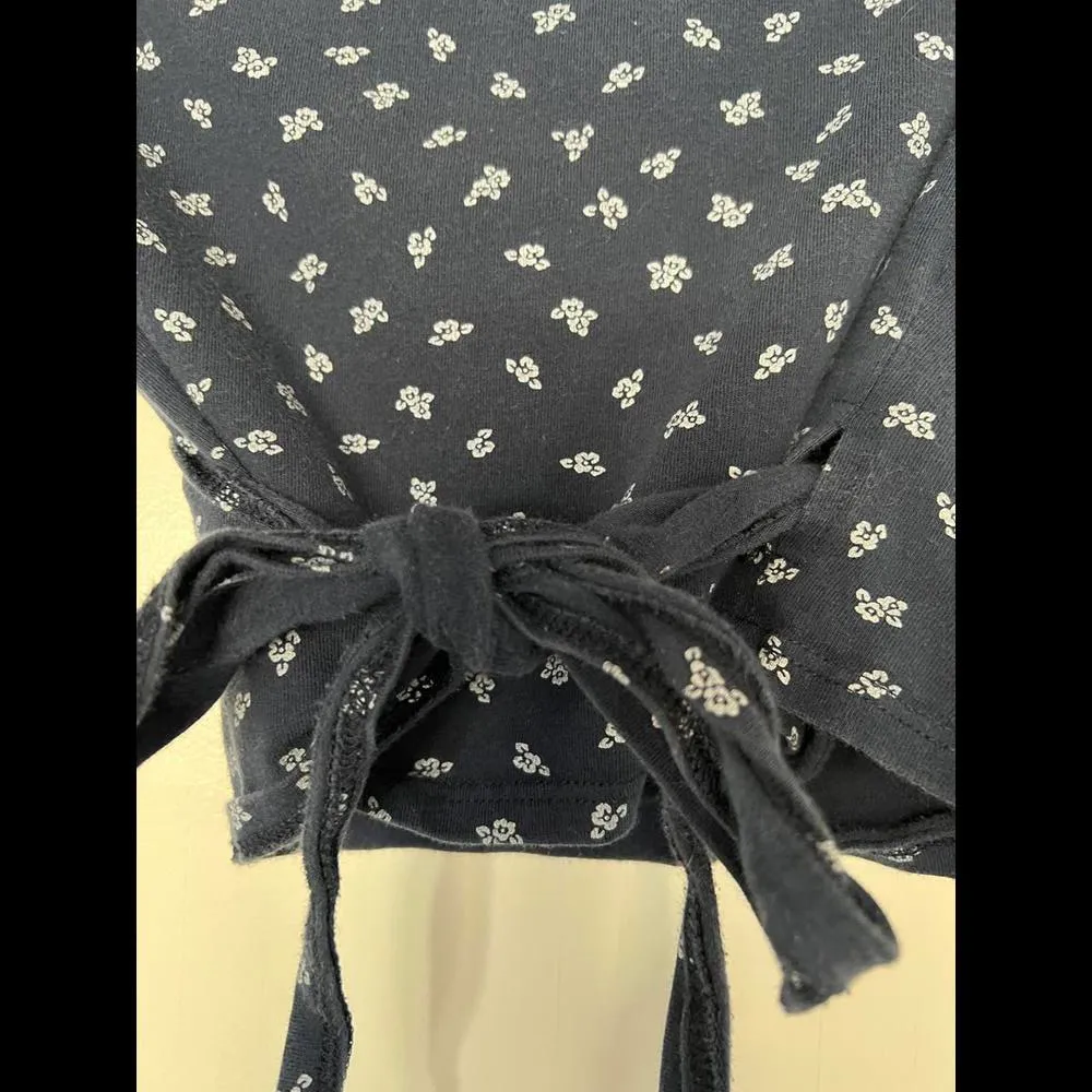 Brandy Melville Navy Floral Print Wrap Top - Stylish and Cute - - Image 5