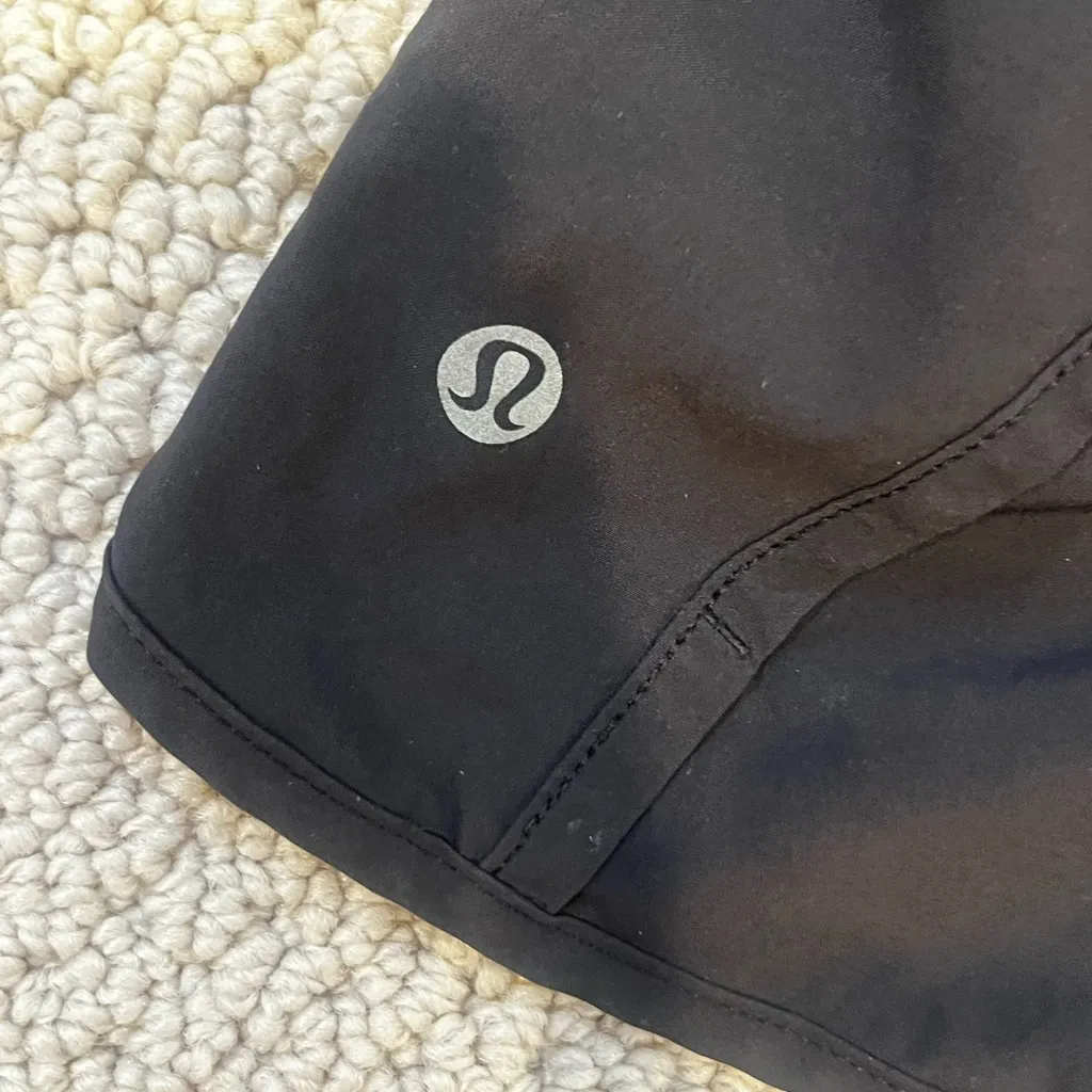 Lululemon Speed Up Shorts 4” Black size 4 - Image 2