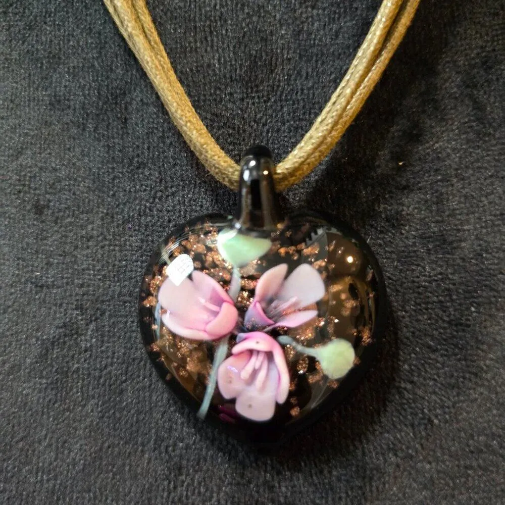 Womens Beach Fashion Purple Island Flower Heart Glass Tan Cord Pendant Necklace - Image 3