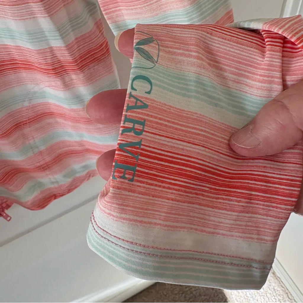 Carve Designs Lake Sunshirt UPF 50+. Size Medium. - Image 8