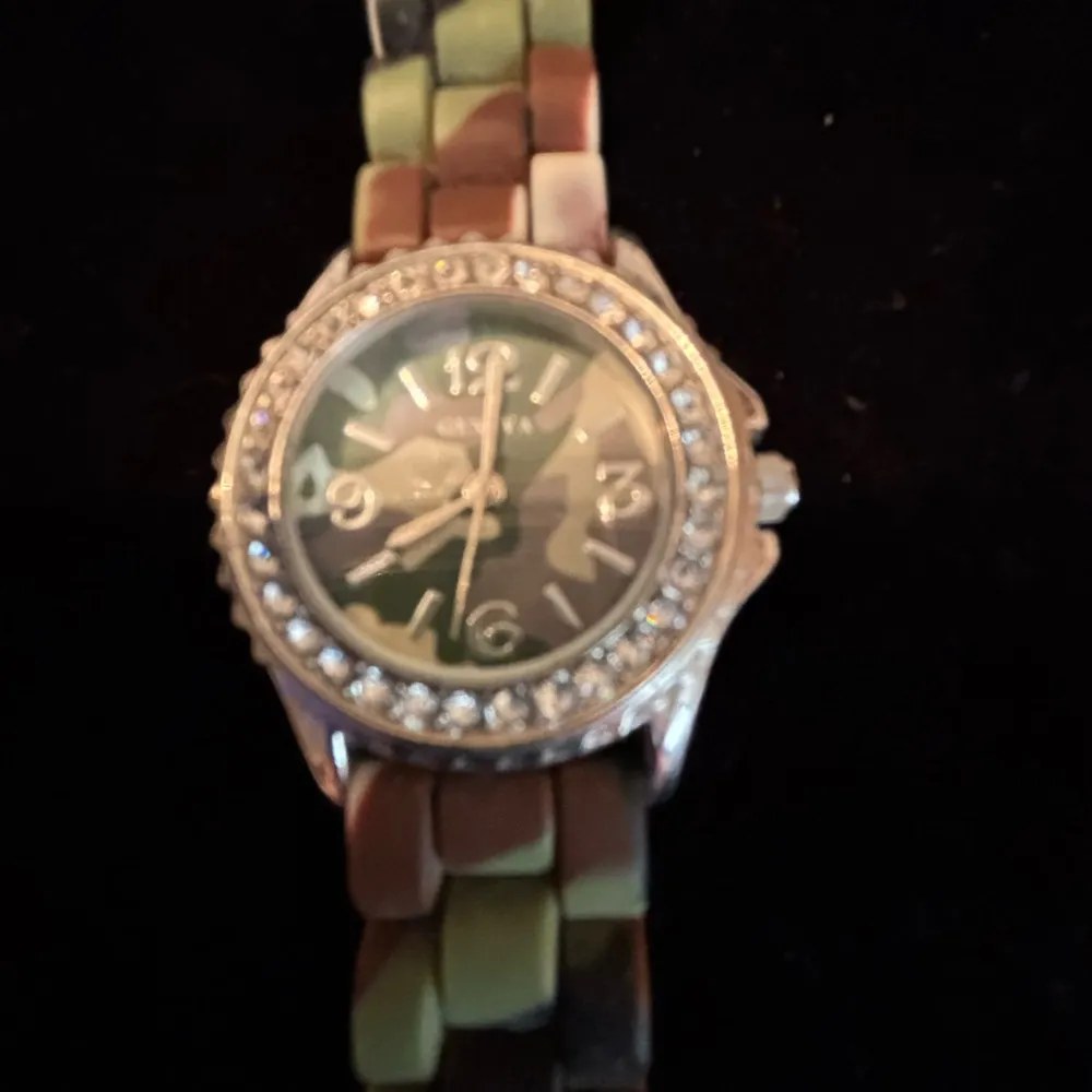 Camouflage jelly style watch - Image 2