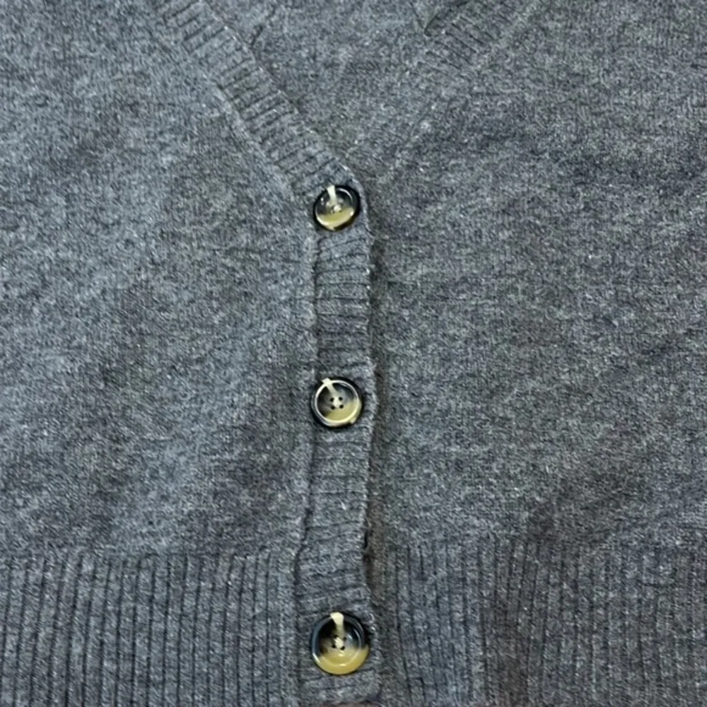 Top shop, three button poof sleeve, grandpa style cropped cardigan - Image 2