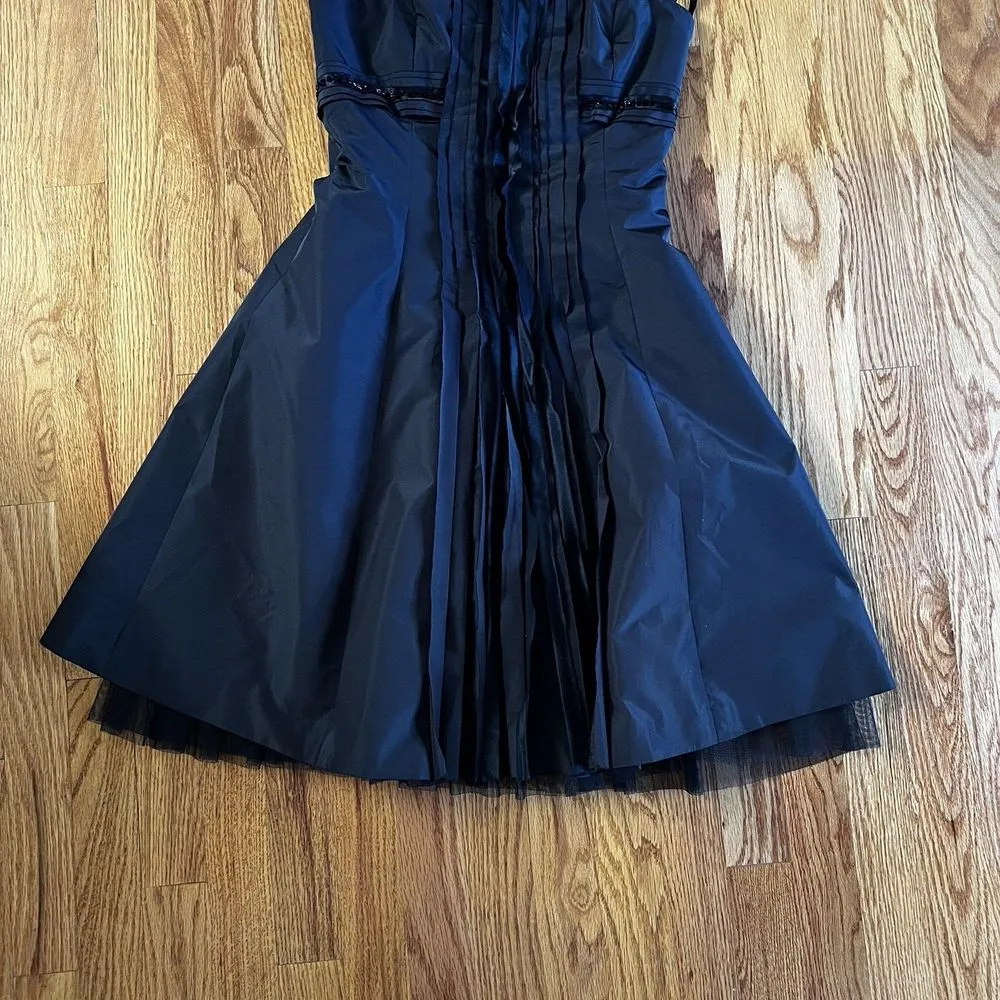 BCBGMAXAZRIA Black Taffeta Beaded Pleat Dress Size 4 Bodycon‎ Mini - Image 4