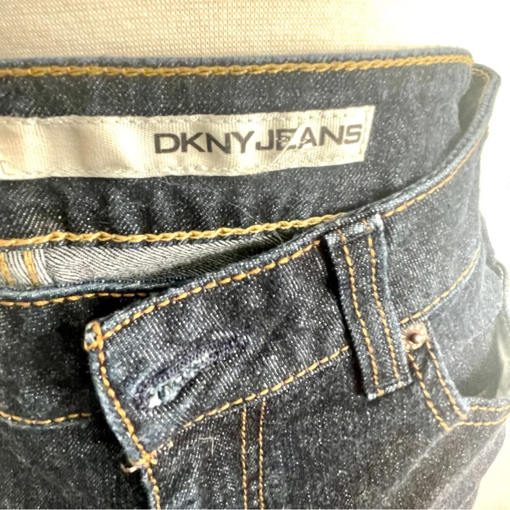 DKNA JEANS women’s dark wash blue flared button closure - Image 15