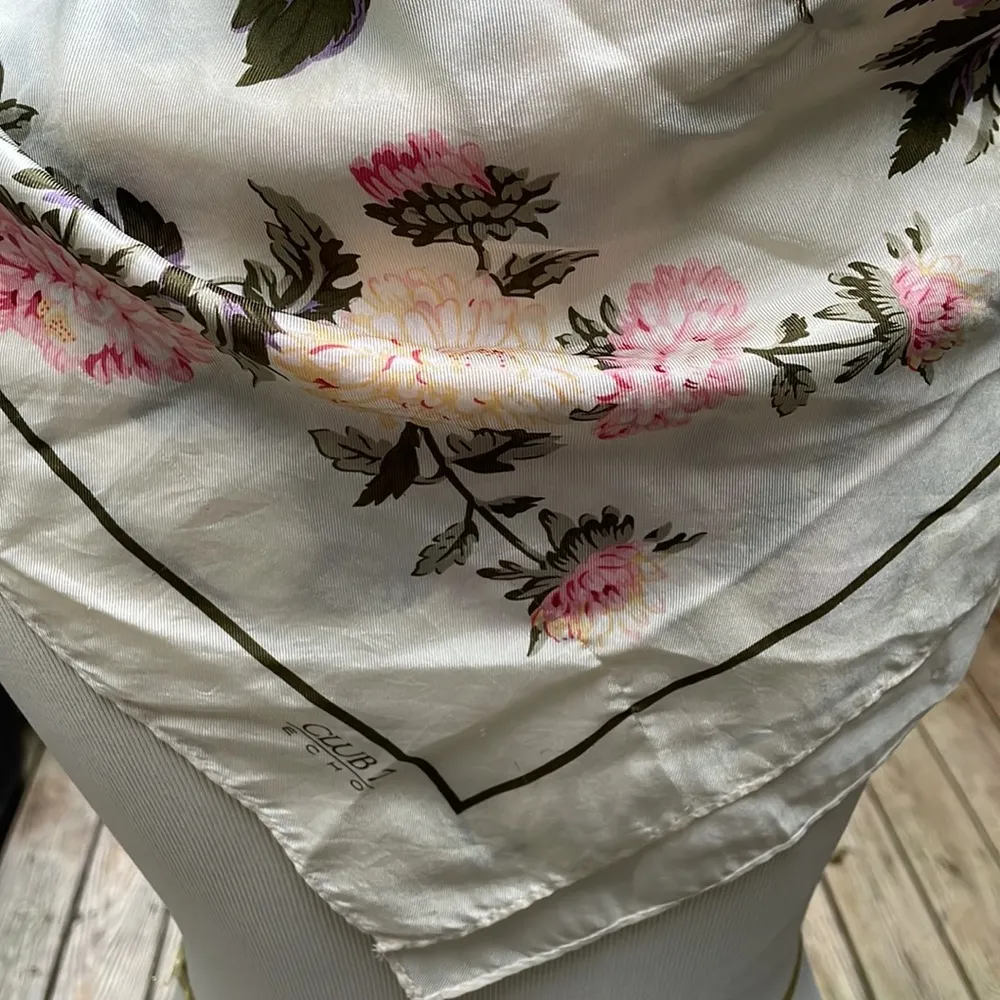 Club 7 Echo Floral Silk Scarf Purple - Image 10