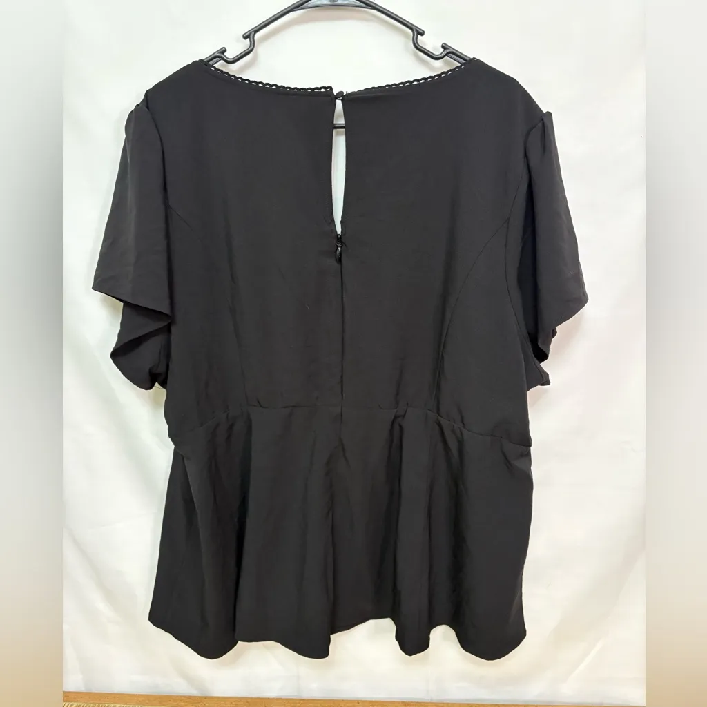 Torrid Black Stretch Crepe‎ Sweetheart‑Neck Peplum Blouse Size 3 - Image 8