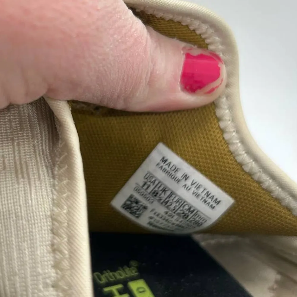 Reebok White Gold Sneaker Women Size 11 Memory Foam Sweet Road - Image 4