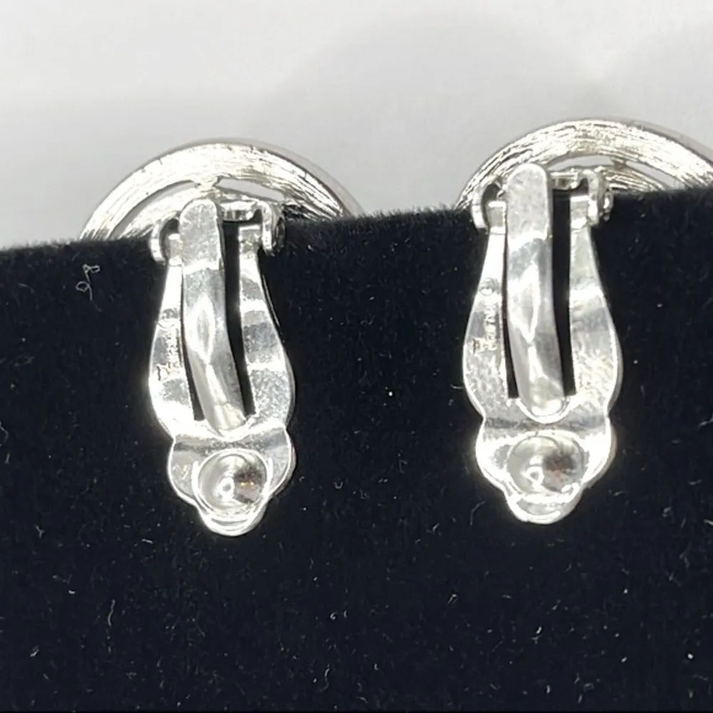 Crown Trifari Estate Silver Matte Silver Plated  Clip On Earrings signed - Image 5