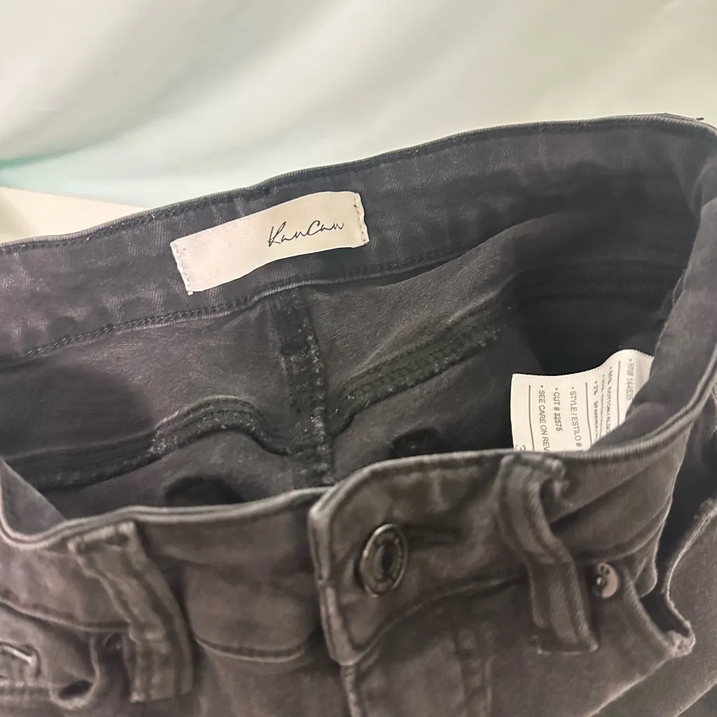 KanCan Dark Grey Frayed Hem Cropped Jeans - Image 3