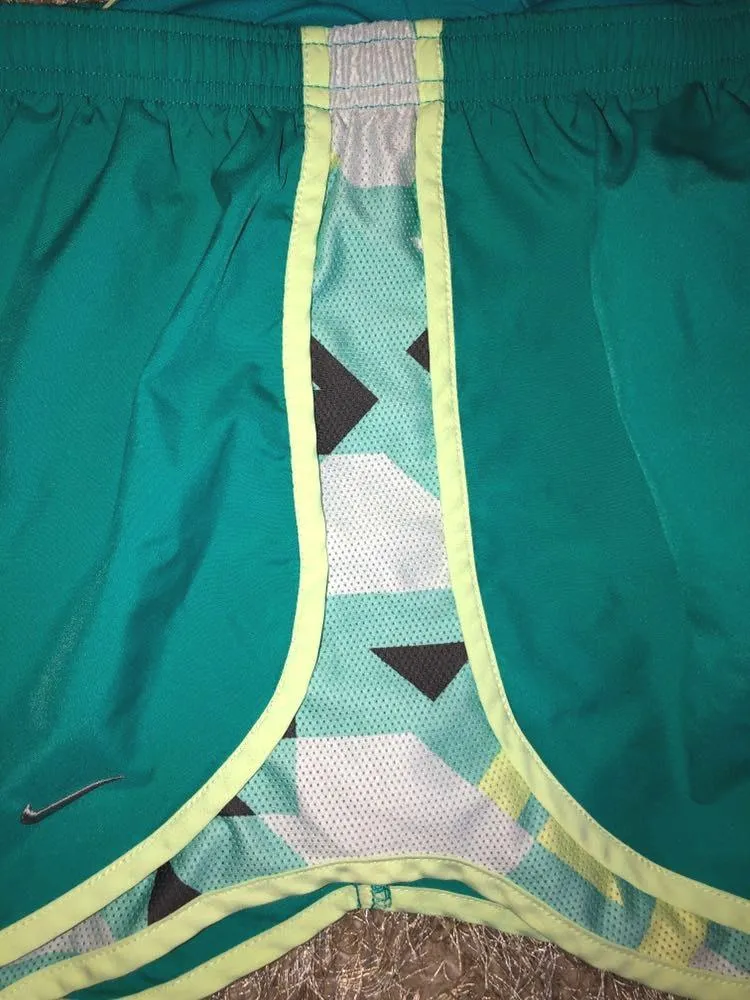 Nike Blue Patterned Running Shorts - Image 3