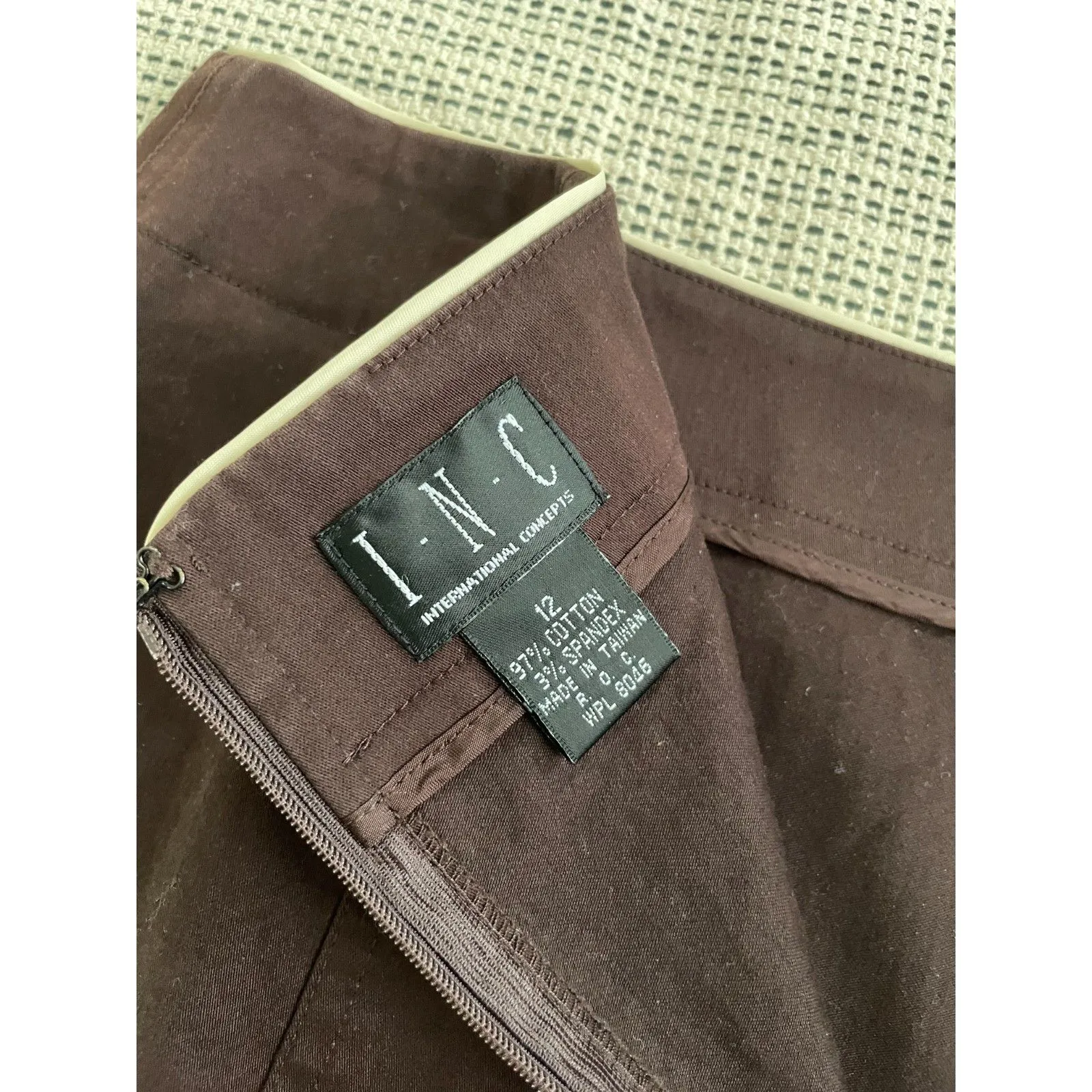 INC International Concepts Women's Size 12 Skirt Brown & Cream Casual Stretch - Image 3