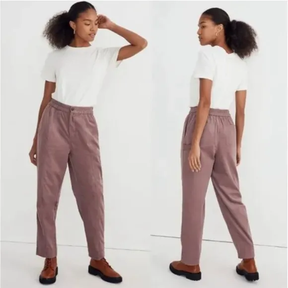 Madewell Corduroy Pull On Tapered Leg Pants in Fig (Mauve) - Image 2