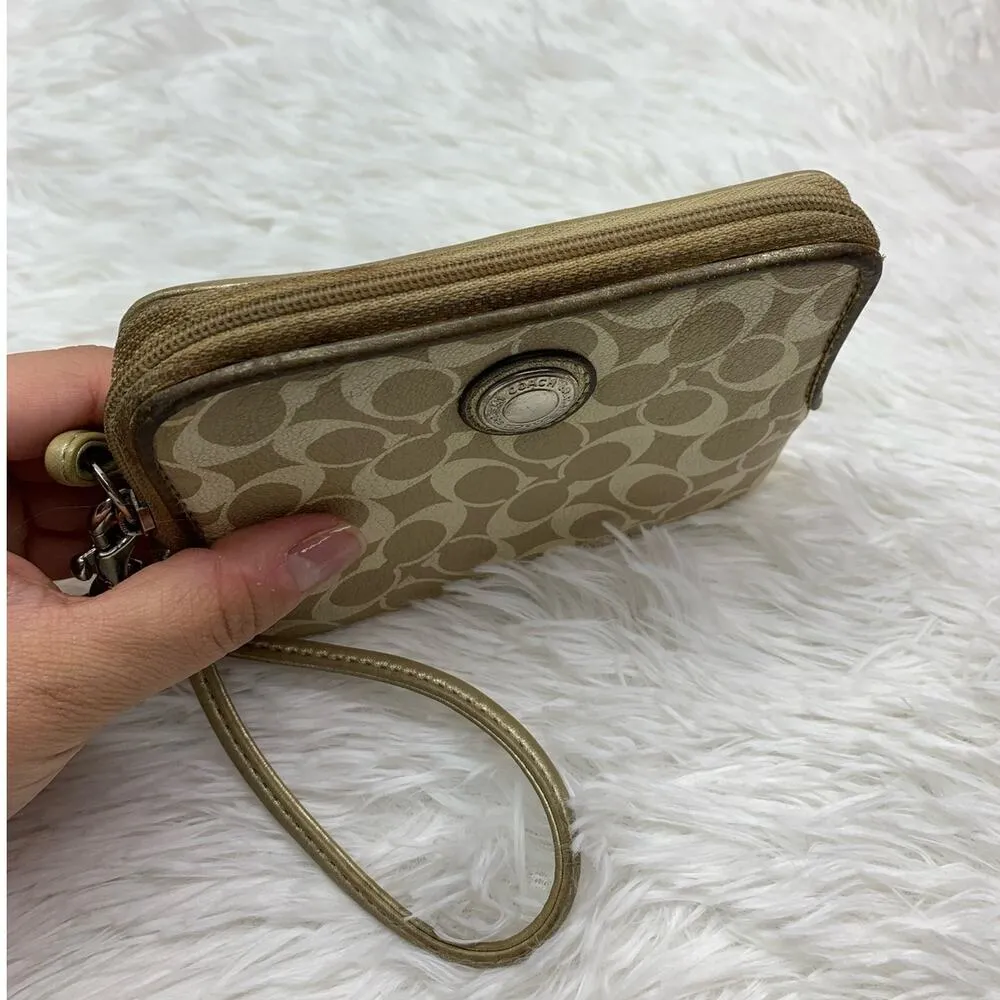 COACH Gold Card Holder Wristlet - Image 3