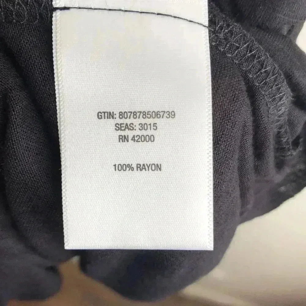 💥🆕Adam Levine Black Soft Ruffled Tube Top M🆕 - Image 5