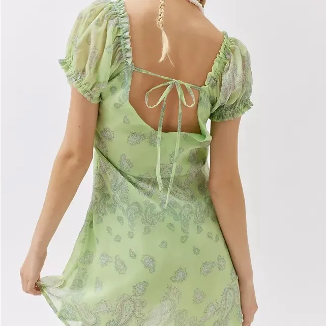 Urban Outfitters Green Becca Printed Puff Sleeve Mini Dress Size Small - Image 2