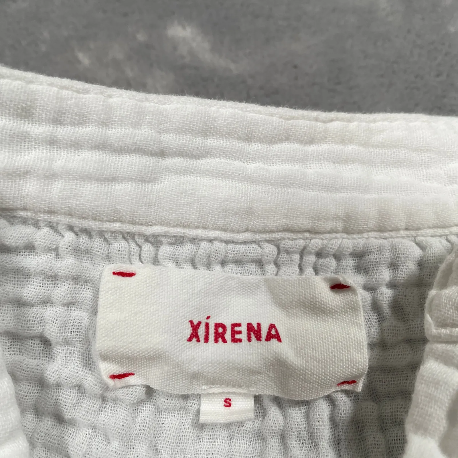 Xirena Top Small White Gauzy Lightweight Coastal Peasant Boho Vacation Resort - Image 3