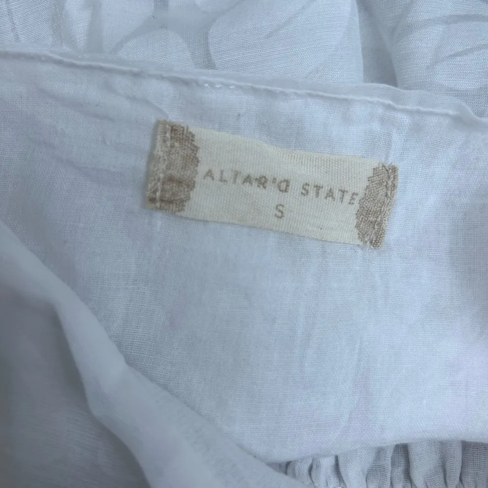 Altard State White Floral Jacquard Puff-Sleeve Babydoll Dress • Size S - Image 5