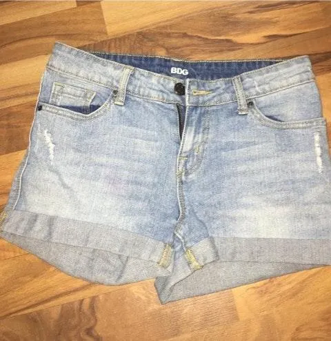 Very Nice Shorts - Image 3