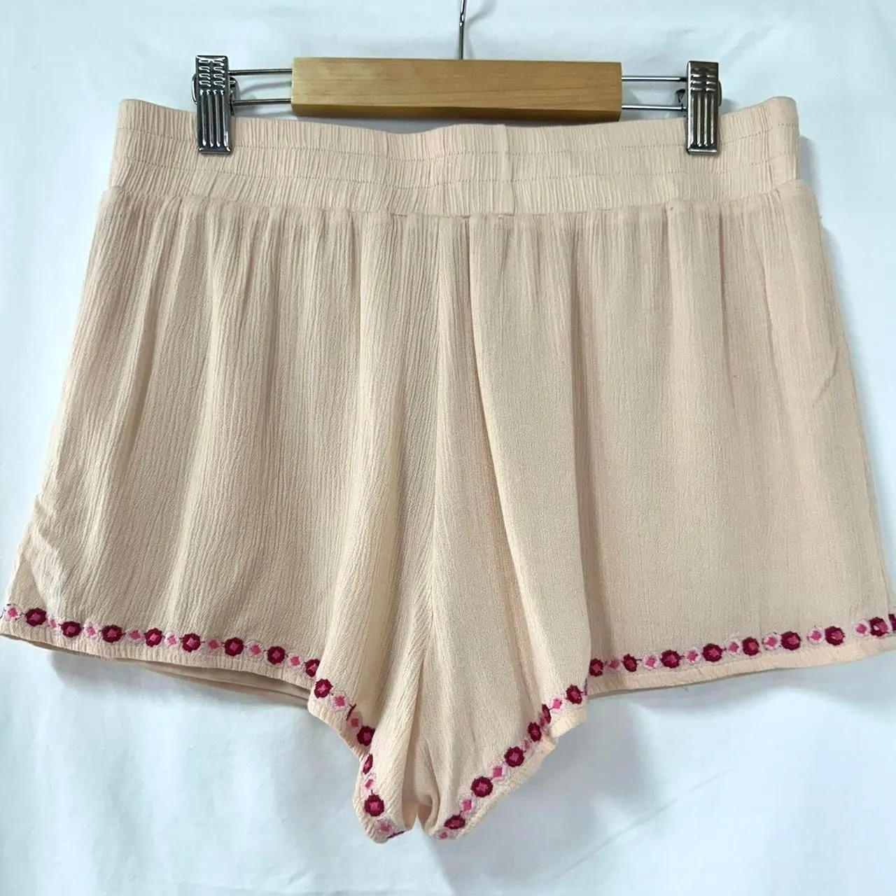 SAWYER Pink Floral Embroidered Elastic Waist Pull On Shorts Womens S Boho Fairy - Image 3