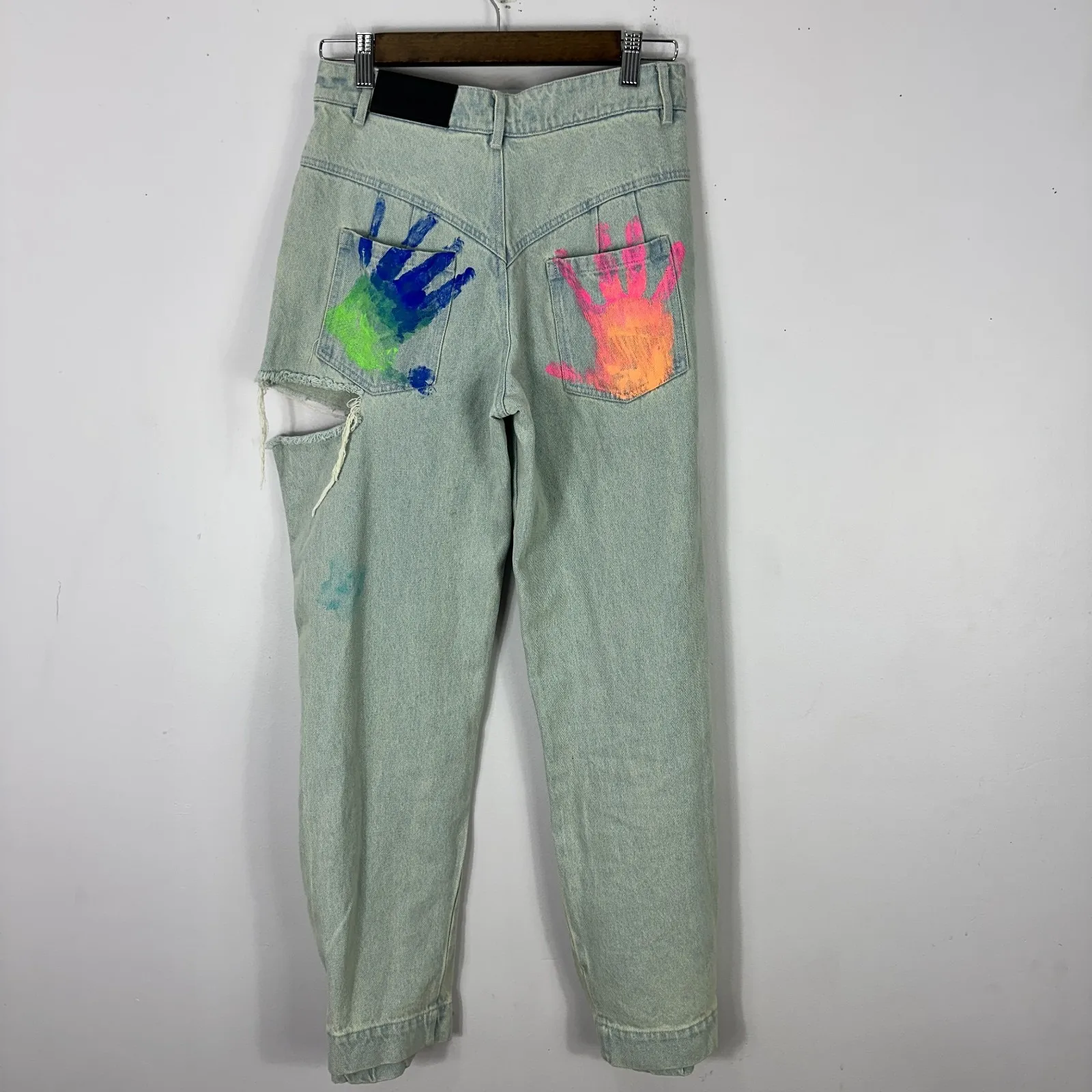 Manière De Voir Jeans 8 Light Wash Y2K Grunge Painted Patchwork Ripped Alt Emo - Image 2