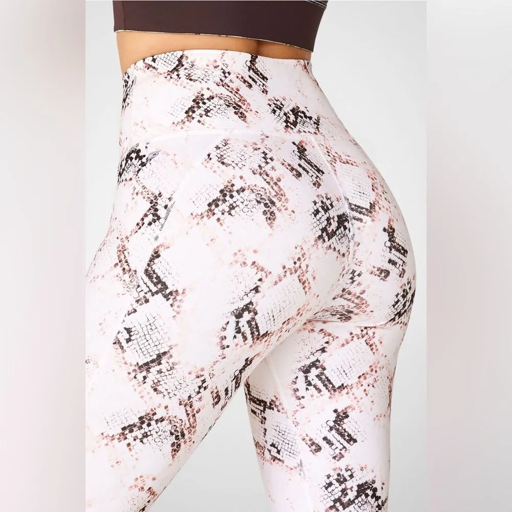 Fabletics High Waist Ultracool 7/8 Leggings Snake Print Stretch Activewear Small - Image 2