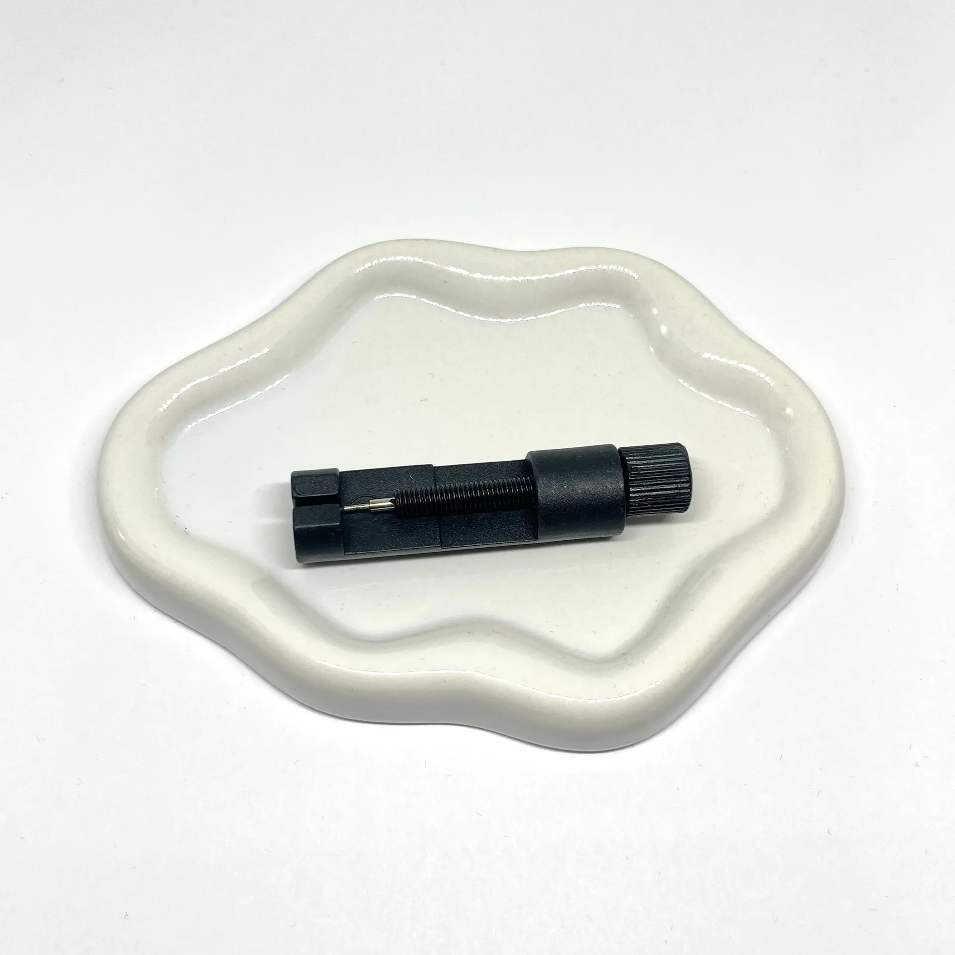 Dainty Bow Gold Watch - Image 5