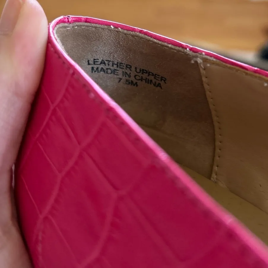 Talbots Hot Pink Croc Embossed Leather and Suede Bow Ballet Flat - Image 4