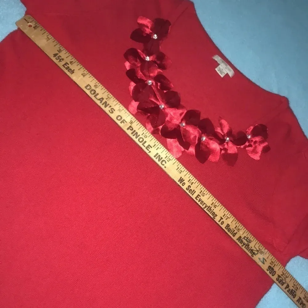 MERCER Street Studio long sleeve floral embellished soft red sweater size XL - Image 7