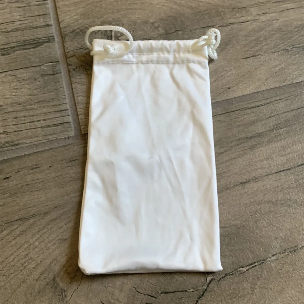 Vehla sunglass soft case - Image 2