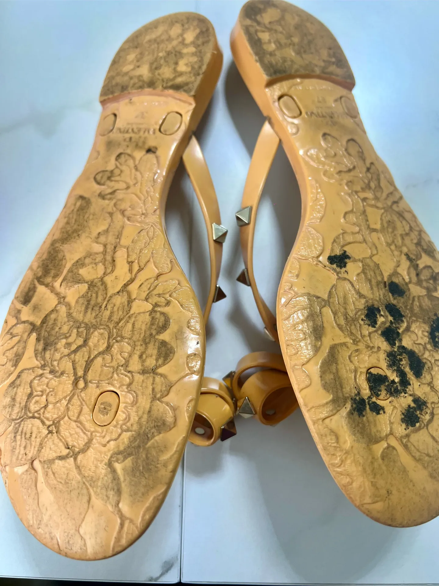 Valentino Garavani  Rockstud Sandals - Image 6