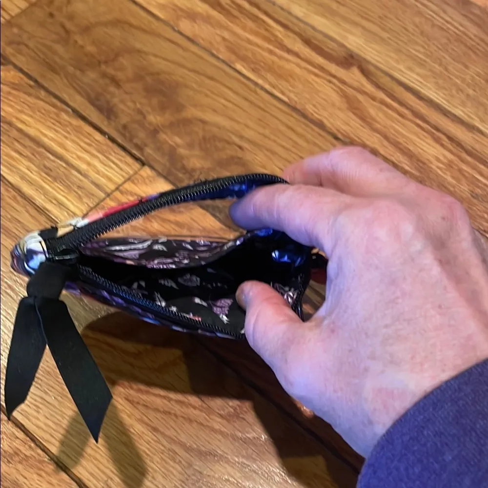 Vera Bradley Floral Quilted Keychain ID Wallet - Image 3