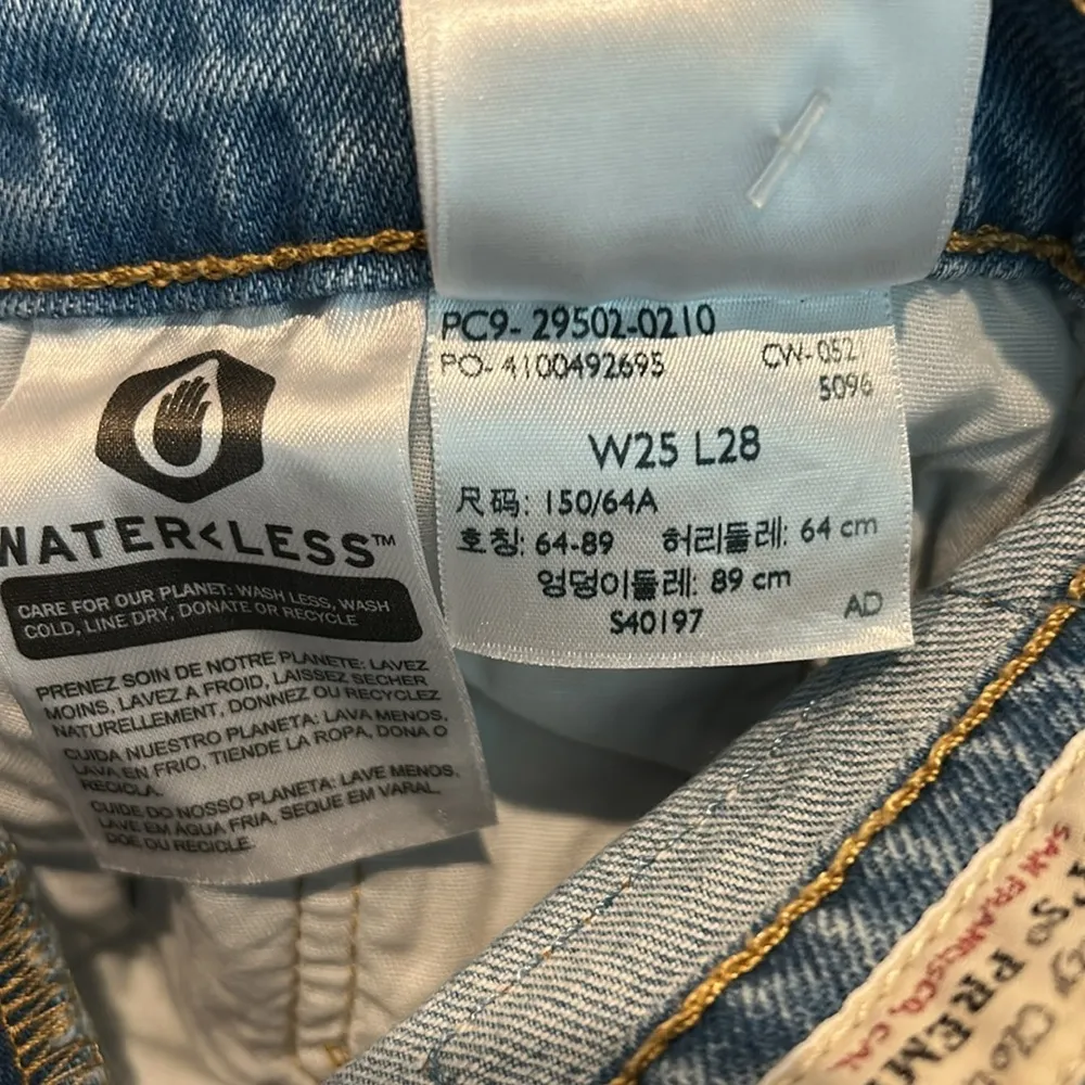 LEVI’S 501 distressed skinny jeans - Image 4