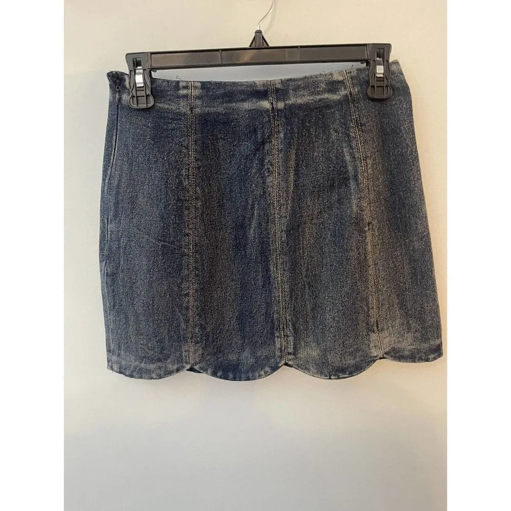 Altar’d State Mini Skirt Denim Blue Scallop Hem Hipster Preppy Womens Small NEW - Image 2