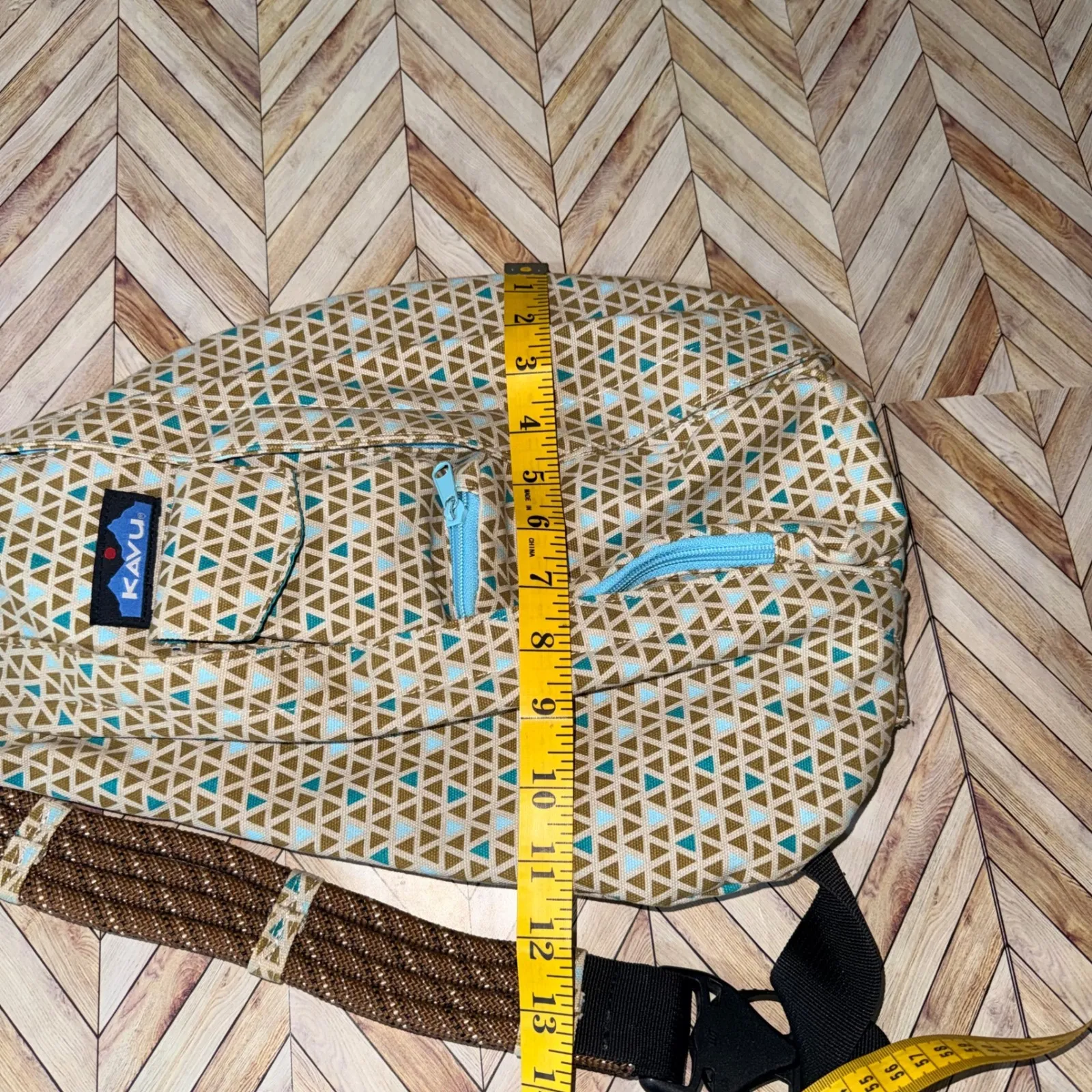 KAVU Rope Sling Backpack Geometric Print Adjustable Strap Teal Tan Brown Travel - Image 12