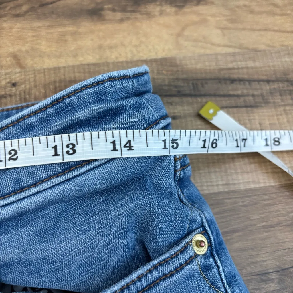 Tommy Bahama Tema Indigo Tweets Slim Boyfriend Jeans Embroidered Parrot - Image 9