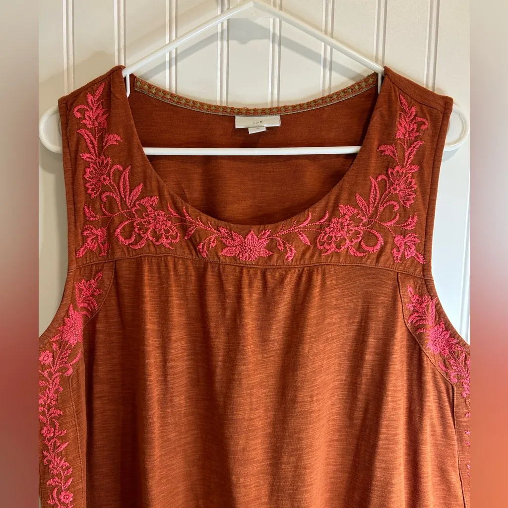 J. Jill Rust Tank Top with Pink Embroidery. 60% COTTON
40% TENCEL. Brown Size XL - Image 3