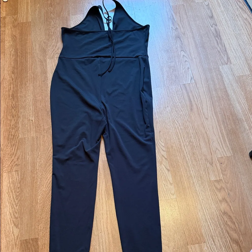 Open Edit Chic Black Sleeveless Jumpsuit - Image 3