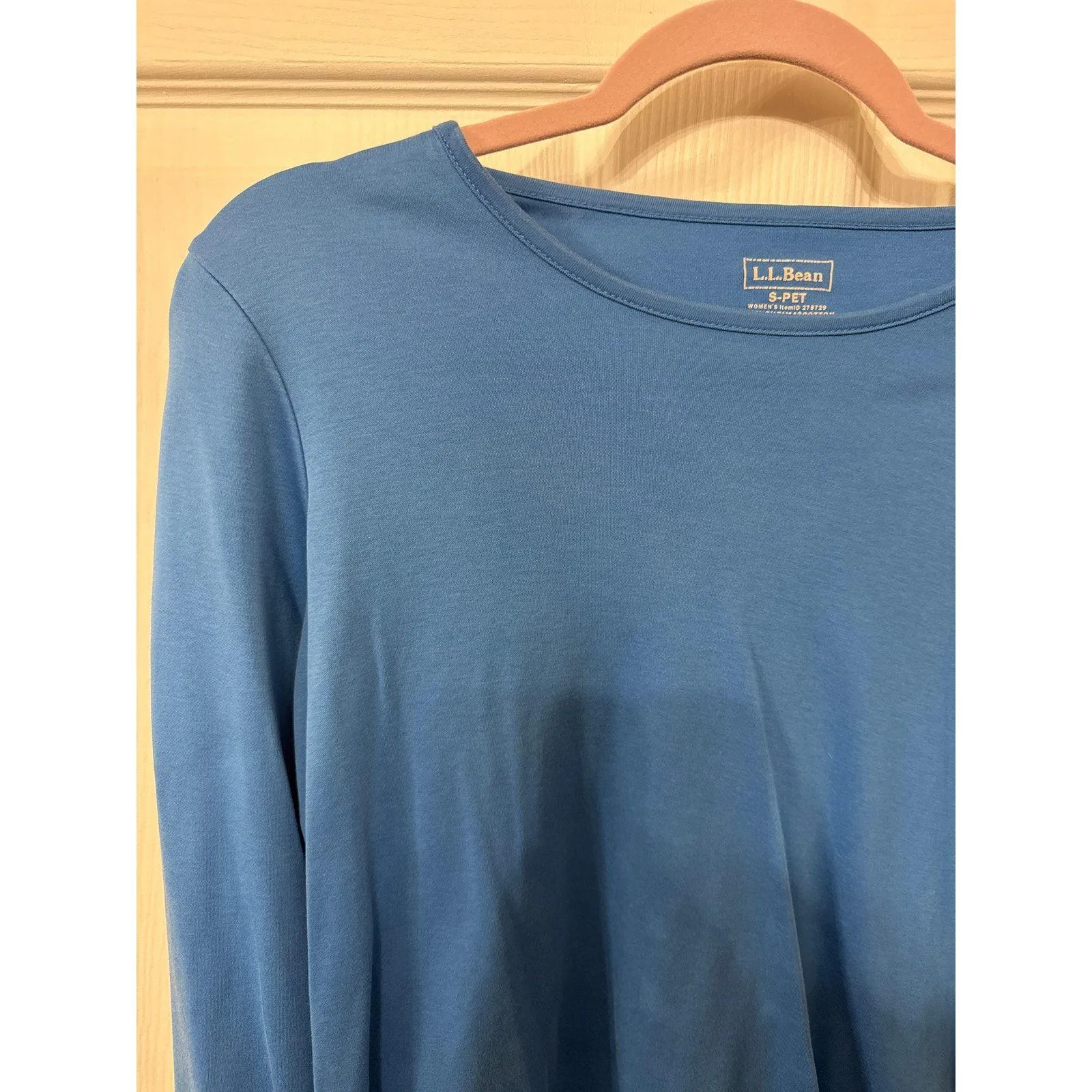 LL Bean 100% Supima Cotton Women's Long Sleeve Tee in Sky Blue, SP Blue Size undefined - Image 3